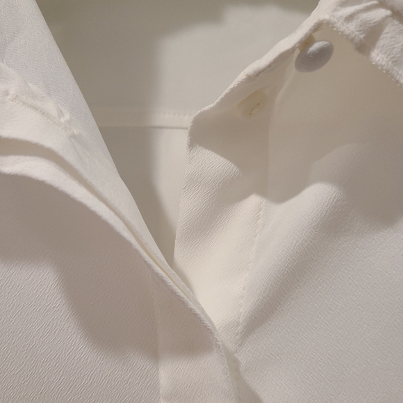 H&M Button Up Ruffled Blouse, Medium - Picture 6 of 10